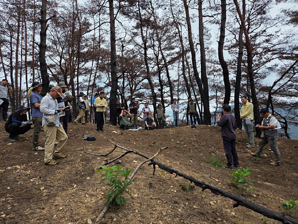주왕산국립공원에서 산림생태복원 방안을 논의하기 위한 현장토론회 [사진=산림청 ]