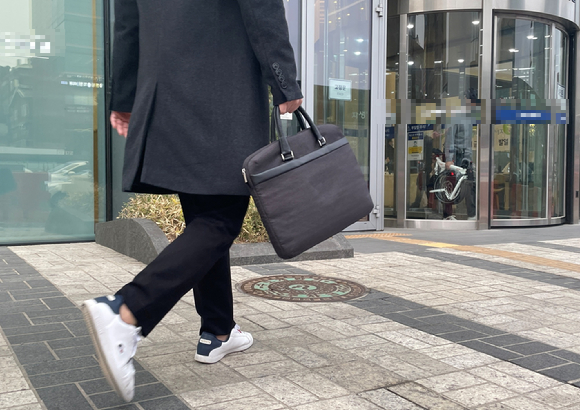 지난해 일을 그만둔 사람 중 절반이 직장 휴폐업과 정리해고 등으로 어쩔 수 없이 퇴사를 한 것으로 나타났다. [사진=아이뉴스24 DB]