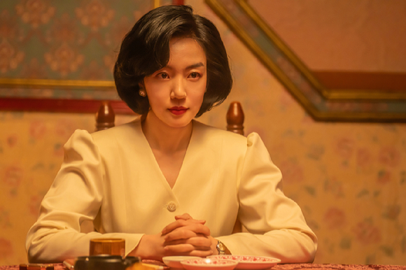 '파인: 촌뜨기들' 임수정 스틸. [사진=월트디즈니 컴퍼니 코리아]