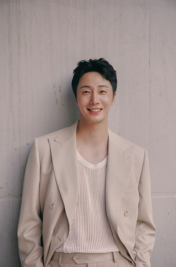 정일우 프로필 사진 [사진=갤럭시코퍼레이션]