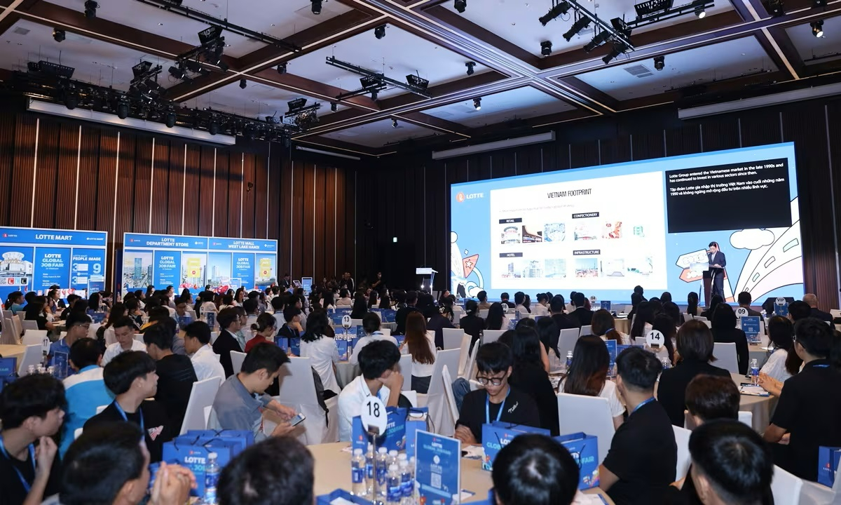롯데는 22일 L7 웨스트레이크 하노이 바이 롯데에서 '2025 롯데 글로벌 잡페어'를 개최했다. [사진=롯데 제공]