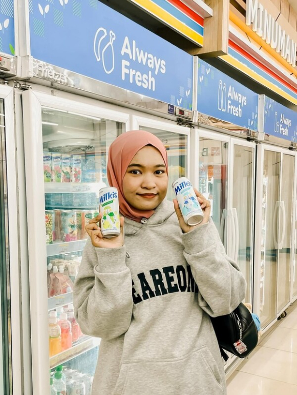 인도네시아에서 판매 중인 롯데칠성음료 밀키스. [사진=롯데칠성음료]