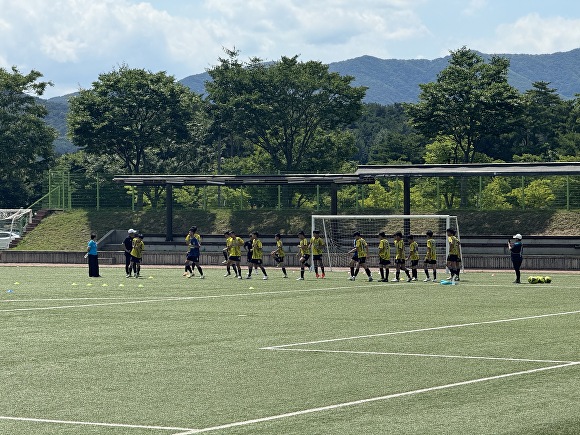 지난 5일 대만 청소년 축구단이 경주에서 화랑 FC U15와의 친선경기를 통해 양국 간 스포츠 교류의 시간을 갖고 있다. [사진=경북문화관광공사]