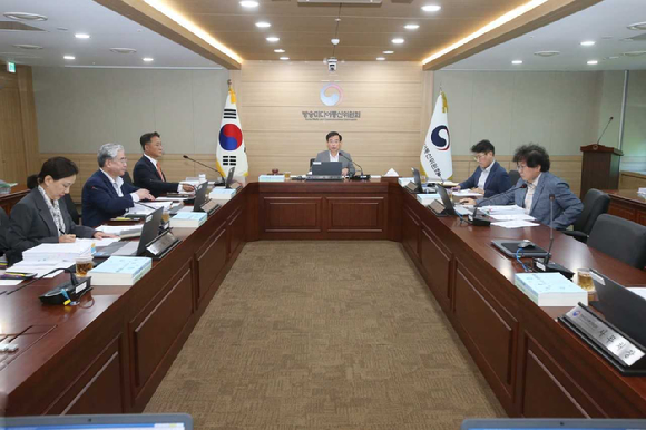 방송광고 일총량제·중간광고 확대 10월 시행