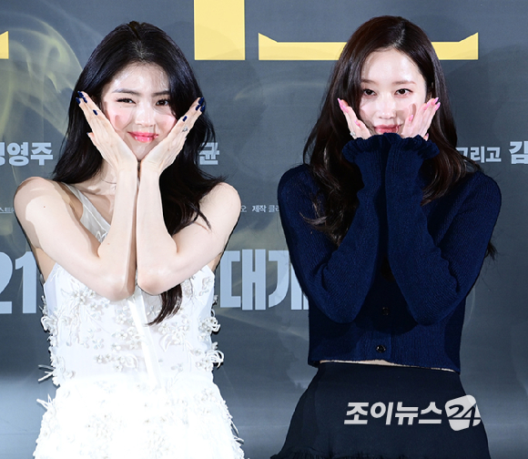 배우 한소희와 전종서가 16일 오후 서울 강남구 삼성동 코엑스 메가박스에서 열린 영화 '프로젝트 Y'(감독 이환) 제작보고회에 참석하고 있다. [사진=정소희 기자]