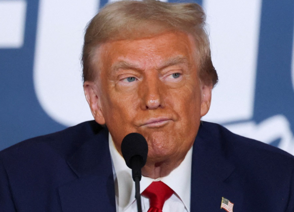 지난해 10월 29일 당시 대선 후보인 도널드 트럼프 전 대통령이 펜실베이니아에서 선거 유세를 벌이고 있다. [사진=연합뉴스]