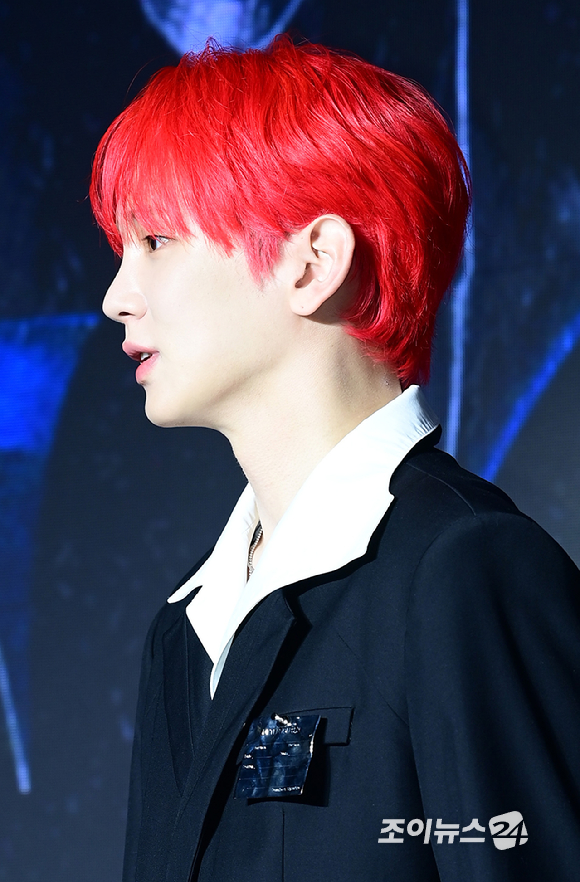 샤이니 키가 11일 오후 서울 광진구 풀만 앰배서더 서울 이스트폴 브로드웨이에서 열린 솔로 정규 3집 '헌터'(HUNTER) 발매 기념 기자회견에 참석하고 있다. [사진=정소희 기자]