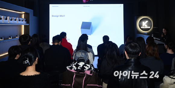 31일 서울 성동구 성수동 케이팝아케이드에서 향으로 공간을 만드는 프래그런스 브랜드 '스퀘어룸(SQUAREROOM)' 신제품 론칭 행사가 열렸다. [사진=정소희 기자]