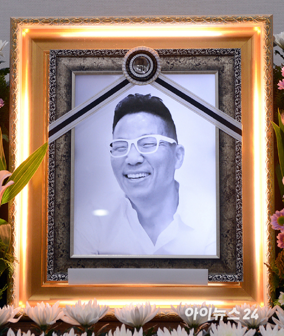 폐암 투병 끝에 별세한 故 김철민(본명 김철순)의 빈소가 16일 서울 공릉동 원자력병원 장례식장에 마련되어 있다. [사진=사진공동취재단]