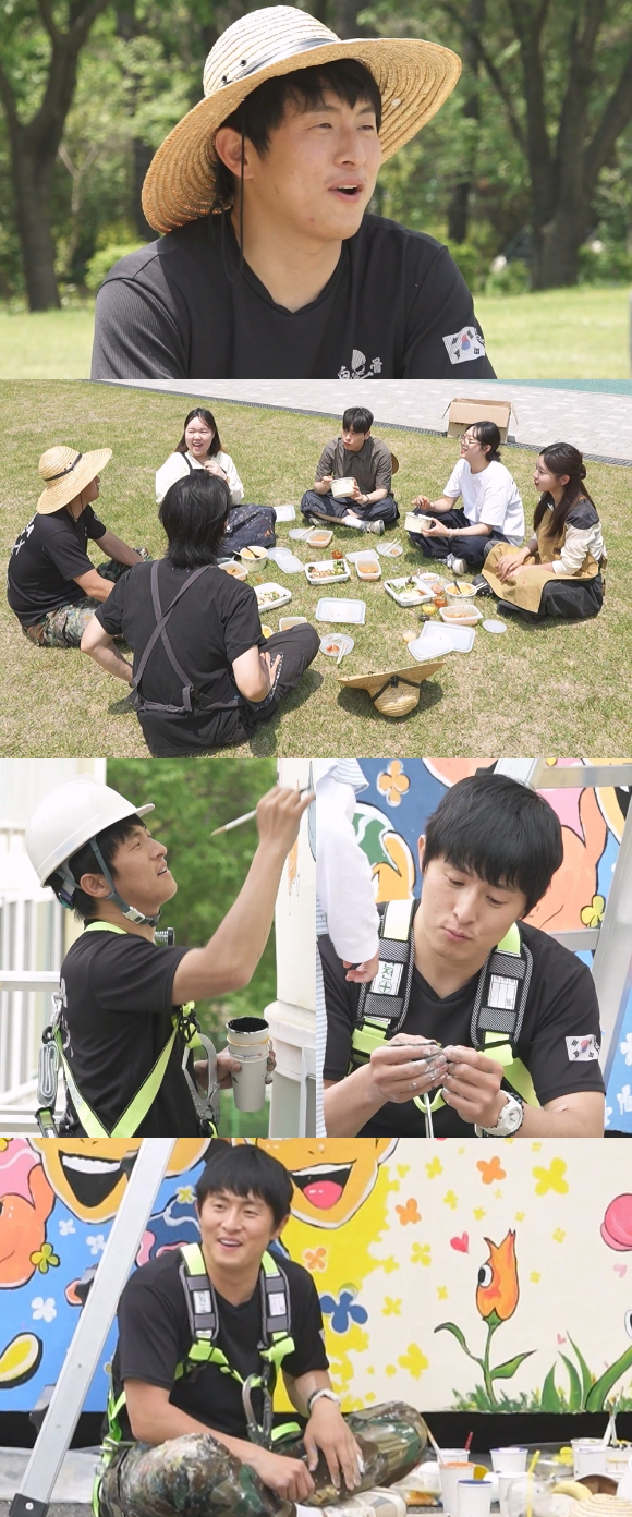 '나혼자산다' 기안84가 모교 후배들과 벽화 그리기 봉사활동을 하고 있다. [사진=MBC]