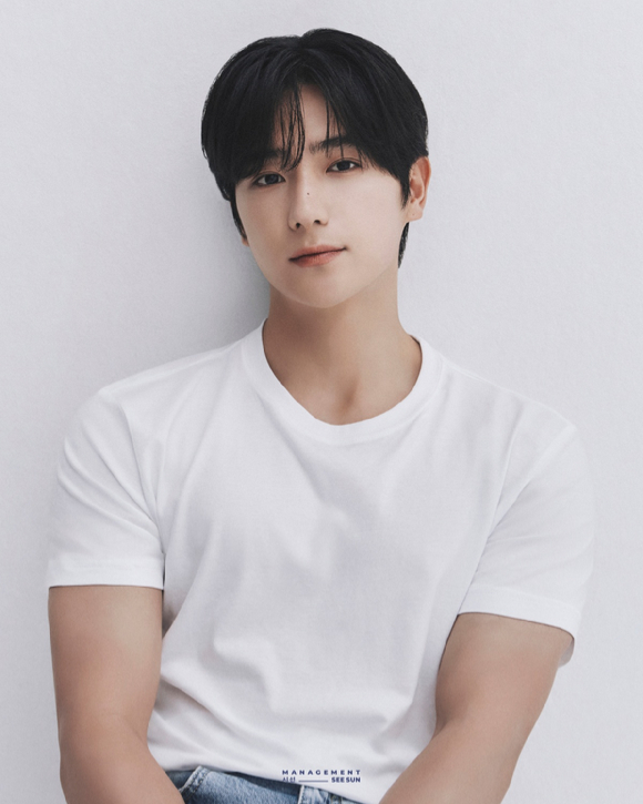 더보이즈 현재, 배우 이재현으로 새출발⋯소년미부터 성숙미까지