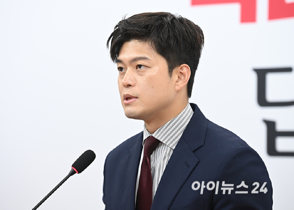 김용태 국민의힘 비상대책위원장이 13일 오전 서울 여의도 국회에서 수원지법 대북송금재판 관련 현안 입장발표를 하고 있다. [사진=곽영래 기자]