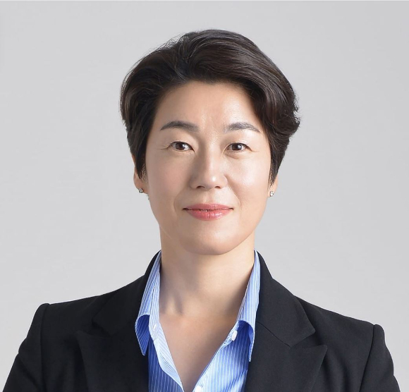 부산 금정구청 한 간부에게 막말을 한 부산 기초의회 구의원이 사과했다. 사진은 조준영 금정구의원. [사진=조준영 금정구의원 페이스북]