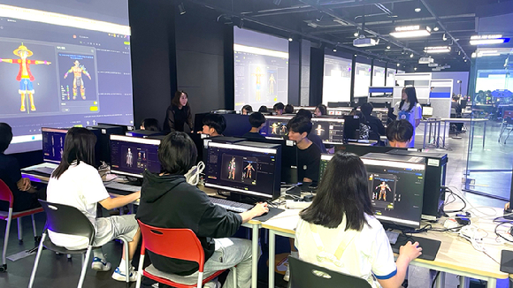 경복대학교 영상미디어콘텐츠학과 실습실에서 캐릭터 수업이 진행되고 있다. [사진=경복대학교]