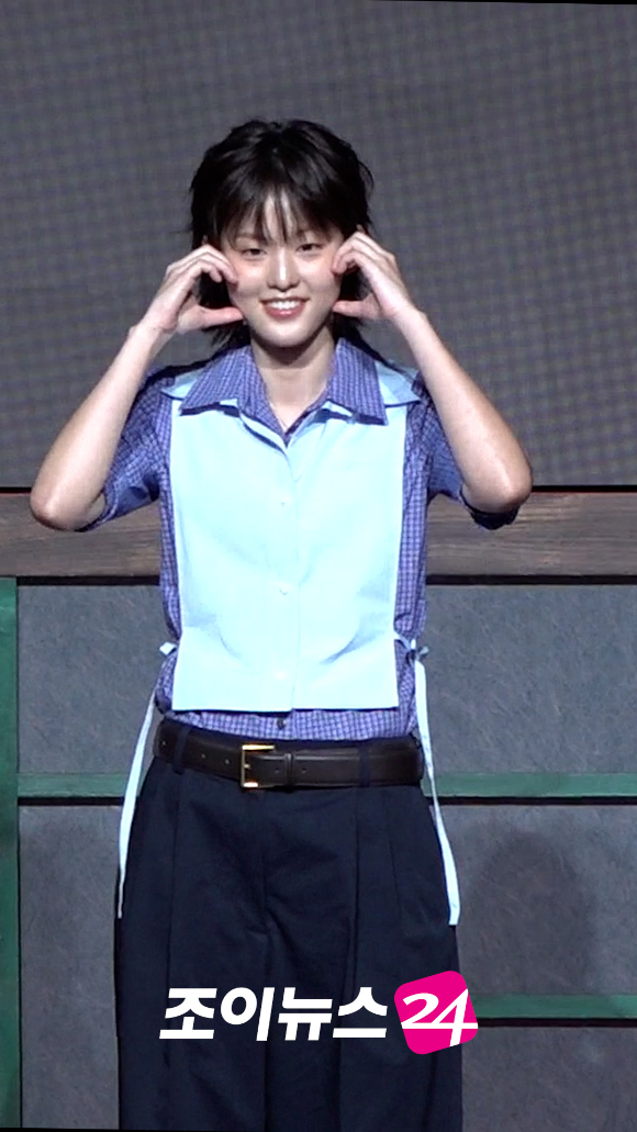 배우 이연이 지난 6일 오후 서울 강남구 조선 팰리스 서울 강남 호텔에서 진행된 MBC 금토드라마 '21세기 대군부인' 제작발표회에 참석해 포즈를 취하고 있다. [사진=문수지 기자]