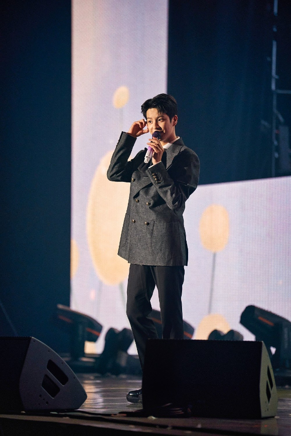 정동원이 첫 전국투어 콘서트 서울 공연을 성공적으로 마무리했다. [사진=㈜쇼플레이]