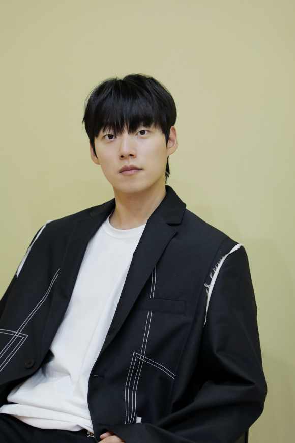 윤재찬 프로필 사진 [사진=골든문엔터테인먼트]