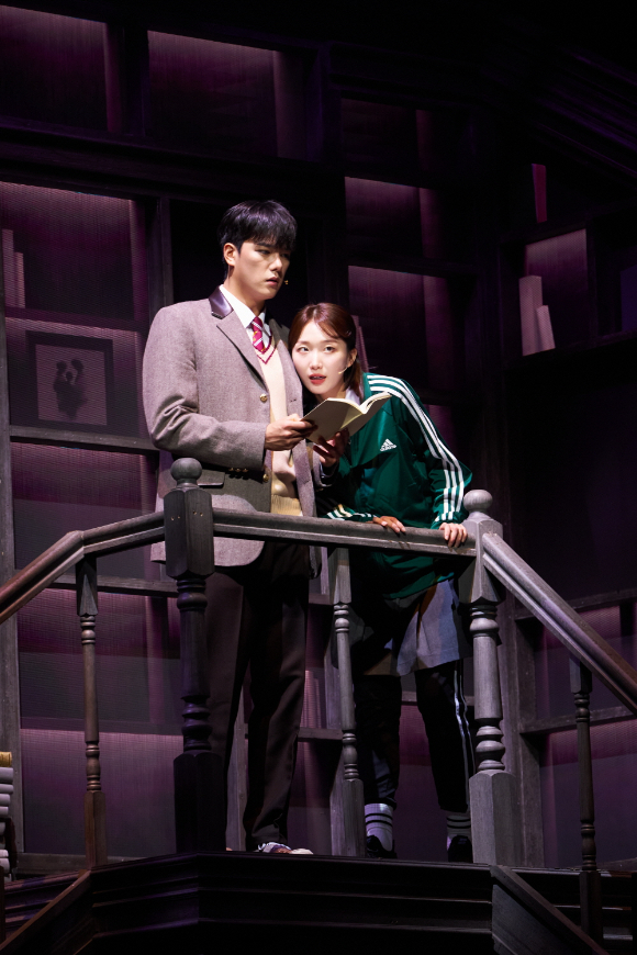 [리뷰] 뮤지컬 &apos;아몬드&apos;, 한권의 책을 읽었다⋯한글의 아름다운 매력