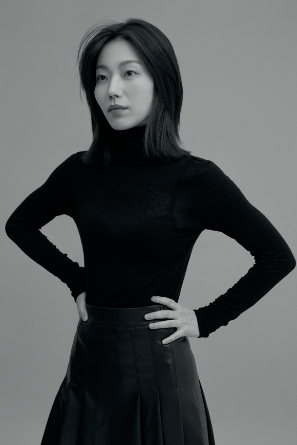 배우 김신록이 '재벌집 막내아들' 종영 인터뷰를 진행했다. 사진은 김신록 프로필. [사진=저스트엔터테인먼트 ]