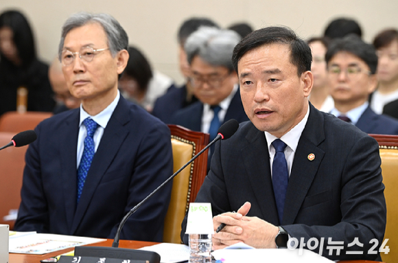 [2026 국감] 구글·애플 인앱결제 과징금 3년째 지연⋯방미통위 "10월 내 의결 예상"