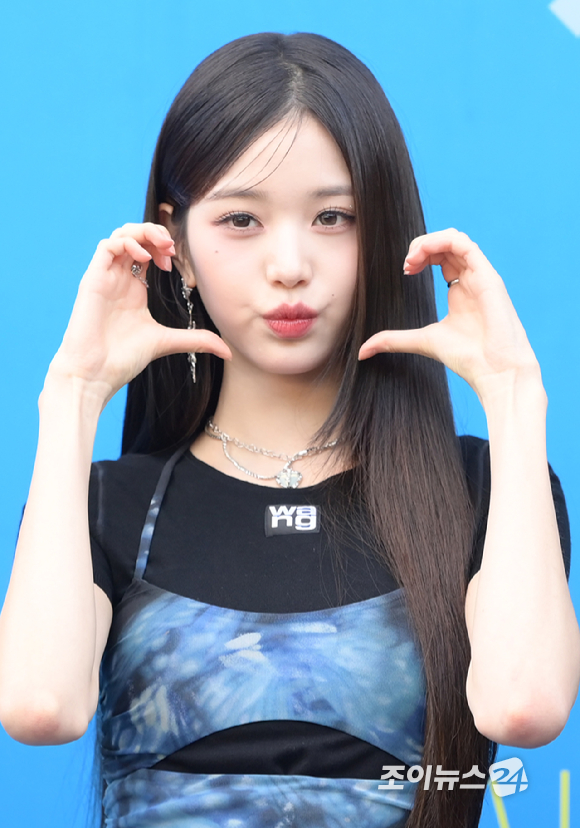 그룹 아이브(IVE) 장원영이 5일 오후 서울 잠실실내체육관에서 열린 '펩시 썸머 페스타 2023' 포토월 행사에 참석하고 있다. [사진=정소희 기자]