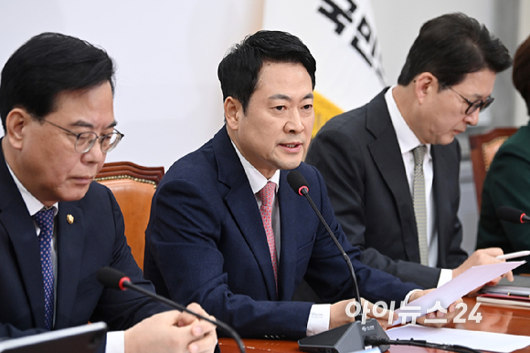 장동혁 국민의힘 대표가 16일 서울 여의도 국회에서 열린 최고위원회의에서 발언하고 있다. [사진=곽영래 기자]