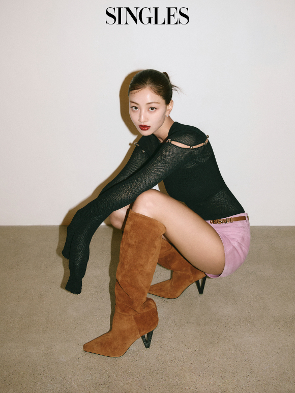 '싱글즈' 지효 화보 이미지 [사진=싱글즈]