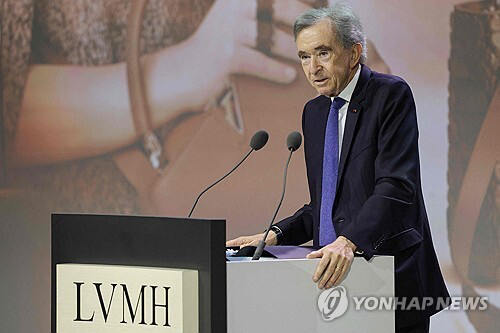 LVMH의 베르나르 아르노 회장 [사진=AFP 연합뉴스 자료사진]