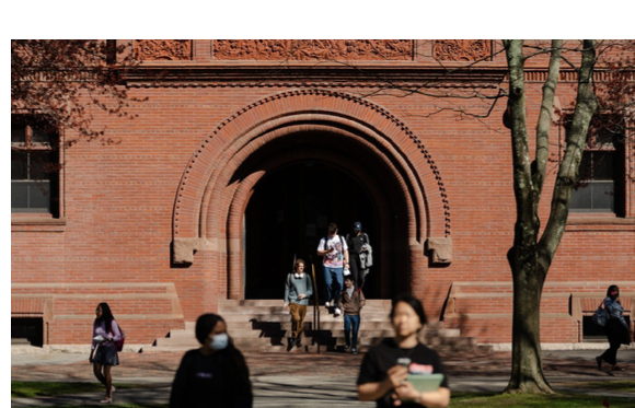 인공지능(AI)의 급속한 발전이 노동시장 구조를 바꾸면서 대학 전공 선택 기준까지 흔들리고 있다는 외신 보도가 제시됐다. 사진은 본 기사 내용과 무관. [사진=ai-speakers-agency.com]