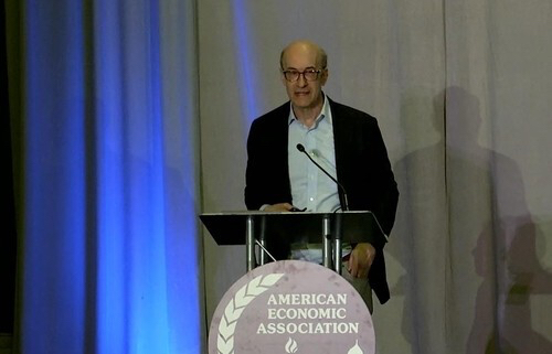 전미경제학회 주제발표하는 로고프 교수. [전미경제학회 연차총회 스트리밍 영상 화면 캡처] [사진=연합뉴스]