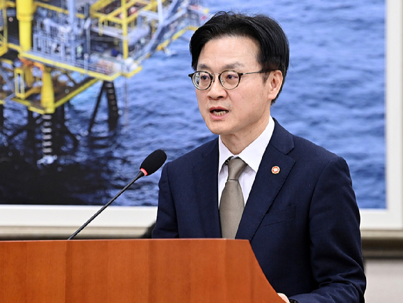 김정관 산업통상부 장관 [사진=곽영래 기자]