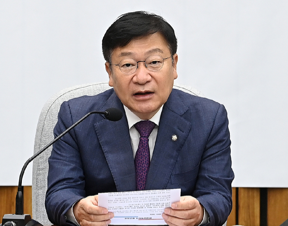 정점식 국민의힘 원내대표가 19일 서울 여의도 국회에서 열린 원내대책회의에서 발언하고 있다. [사진=곽영래 기자]