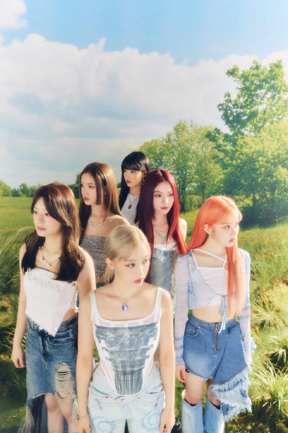 걸그룹 스테이스가 오는 5월 4일 잠실구장에서 열리는 LG 트윈스-두산 베어스전을 찾는다. 그룹 멤버 세은과 아이사가 각각 시구와 시타를 맡는다. [사진=사랑엔터테인먼트]