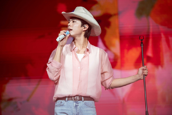 박보검, 몬테레이→산티아고 달궜다⋯데뷔 첫 남미투어 2만명 열광