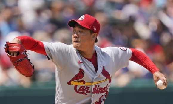 MLB 세인트루이스에서 뛰고 있는 김광현이 팔꿈치 통증으로 10일 짜리 부상자 명단에 등재됐다. 구단은 10일(한국시간) 이를 공식 발표했다. [사진=뉴시스]