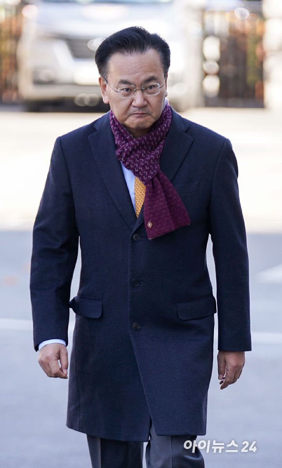 유상범 국민의힘 의원이 18일 서울 종로구 헌법재판소에서 열린 윤석열 대통령 탄핵심판 9차 변론기일에 참석하고 있다. [사진=사진공동취재단]