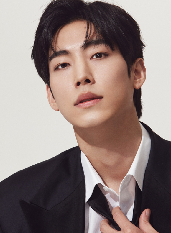 박영운 프로필 [사진=아센디오]