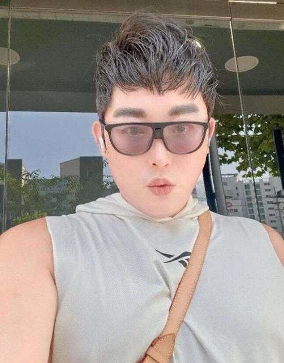 황재근, 티아라 지연과 뜬금포 이혼설에 황당 &quot;언제 결혼하고 이혼까지?&quot;