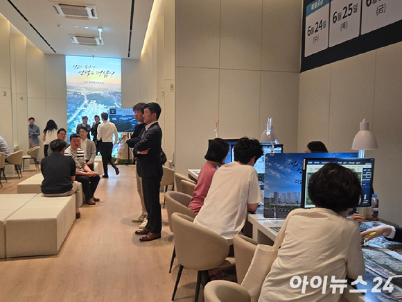 검단레이크파크 단지 모형도. [사진=박은경 기자]