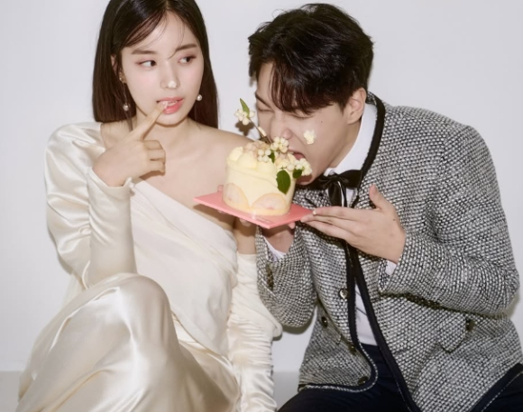 최연수, 김태현 웨딩 화보 이미지 [사진=최연수 인스타그램]