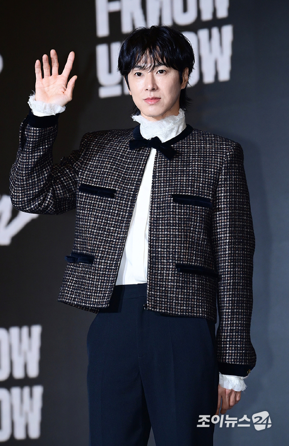 가수 유노윤호가 5일 오후 서울 송파구 소피텔 앰배서더 서울호텔에서 열린 첫 정규 앨범 '아이-노우(I-KNOW)' 기자간담회에 참석하고 있다. [사진=정소희 기자]