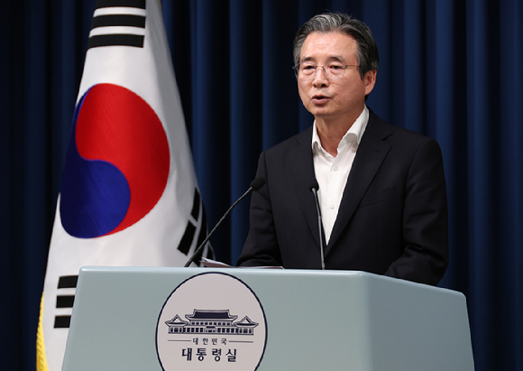 이재명 대통령이 10일 서울 용산 대통령실 청사에서 열린 3차 수석·보좌관 회의에서 발언하고 있다. 2025.7.10 [사진=연합뉴스]