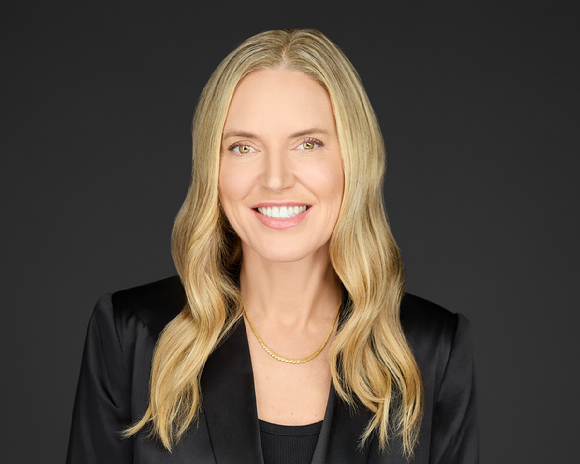 캐리 스트롬(Carrie Strom) 휴젤 글로벌 CEO. [사진=휴젤 제공]