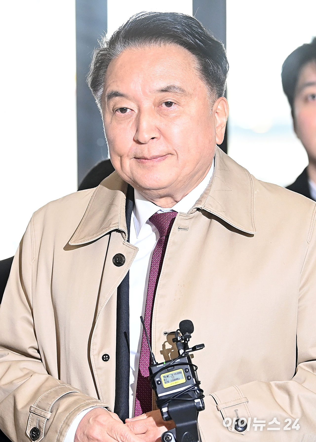 국민의힘의 컷오프(공천 배제) 통보를 받은 김영환 충북도지사가 17일 오전 서울 여의도 국민의힘 당사에서 입장을 밝히고 있다. [사진=곽영래 기자]