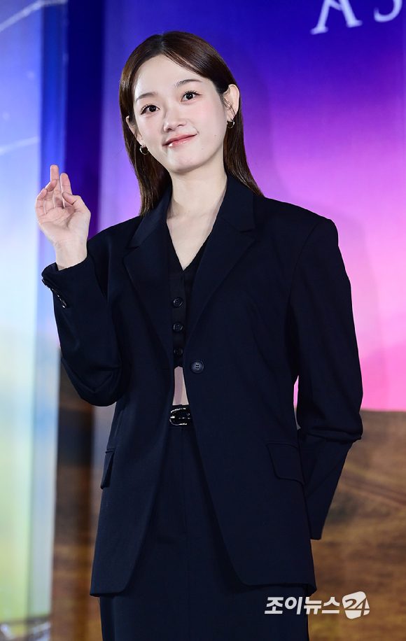 (왼쪽부터)이무생-전소니-이정림 감독-이유미-장승가 5일 오전 서울 용산구 CGV용산아이파크몰에서 열린 넷플릭스 시리즈 '당신이 죽였다' 제작발표회에 참석하고 있다. [사진=정소희 기자]