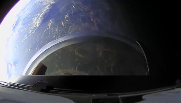 스페이스X 민간 우주선 '인스피레이션4'에서 본 지구의 석양. [사진=스페이스X]