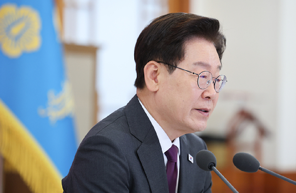 이재명 대통령이 21일 청와대에서 열린 대통령 자문회의&middot;위원회 간담회에서 발언하고 있다. 2026.5.21 [청와대통신사진기자단] [사진=연합뉴스]