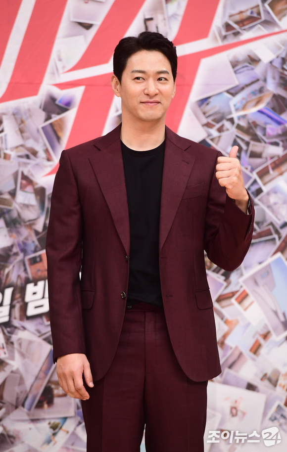 배우 주진모가 몸담고 있던 스튜디오 산타클로스와 계약이 종료됐다. [사진=조이뉴스24 포토DB ]