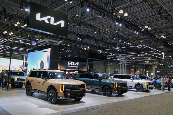 2026 뉴욕 국제 오토쇼 현장에 전시된 기아 '셀토스 EX'. [사진=기아]