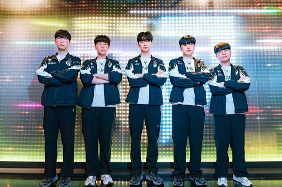 2025 LCK 정규 시즌을 단독 1위로 마무리한 이스포츠팀 젠지(Gen.G). [사진=LCK]